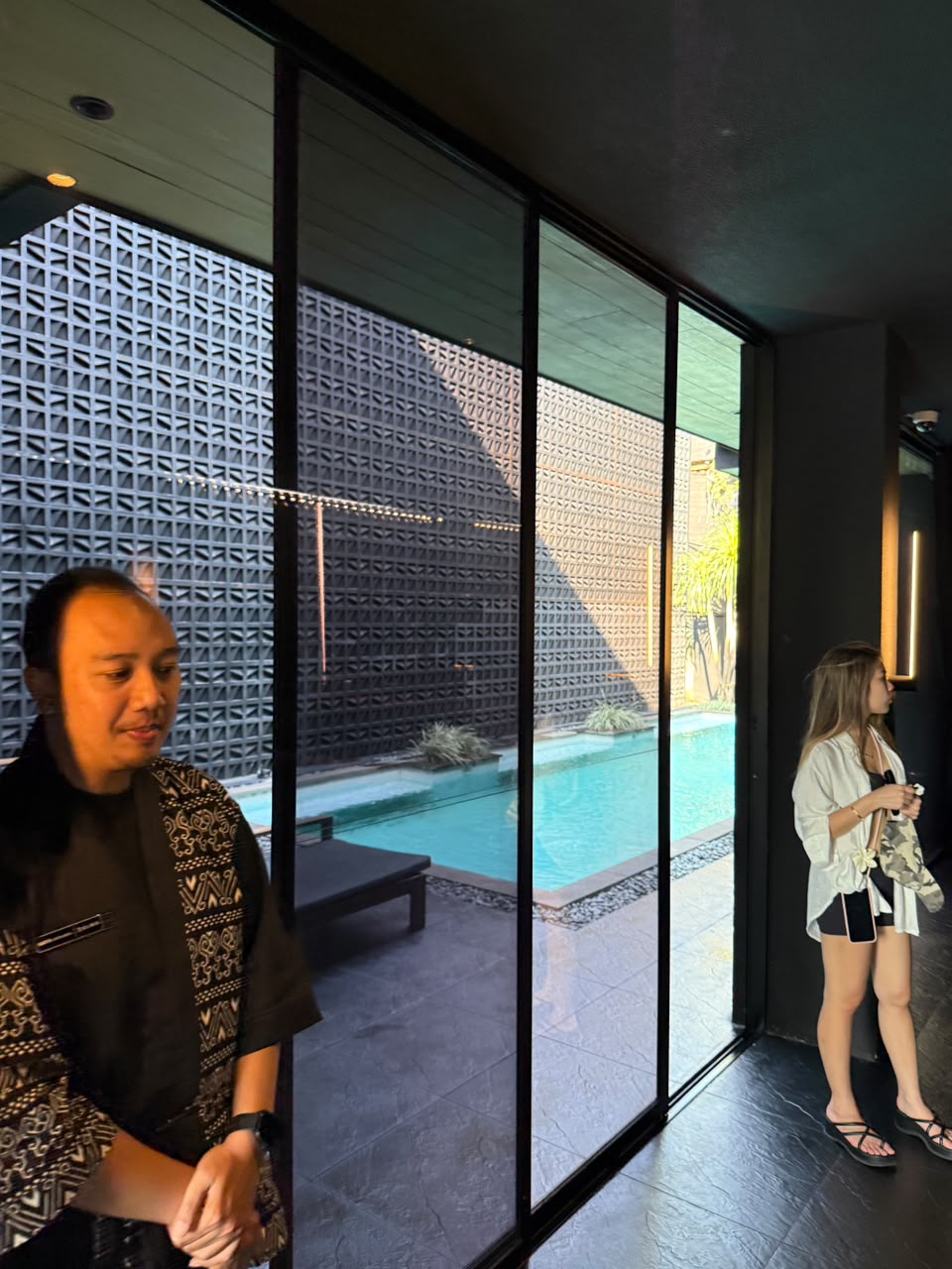 Existing pool glazing